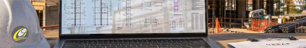 Cases da OBRAP Engenharia de Estruturas com projeto estrutural em notebook, capacete técnico e obra em execução ao fundo.